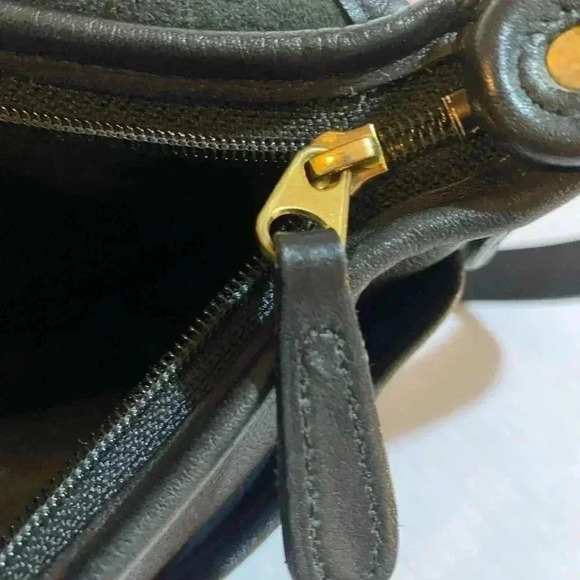 Coach black leather vintage satchel handbag - Picture 8 of 12